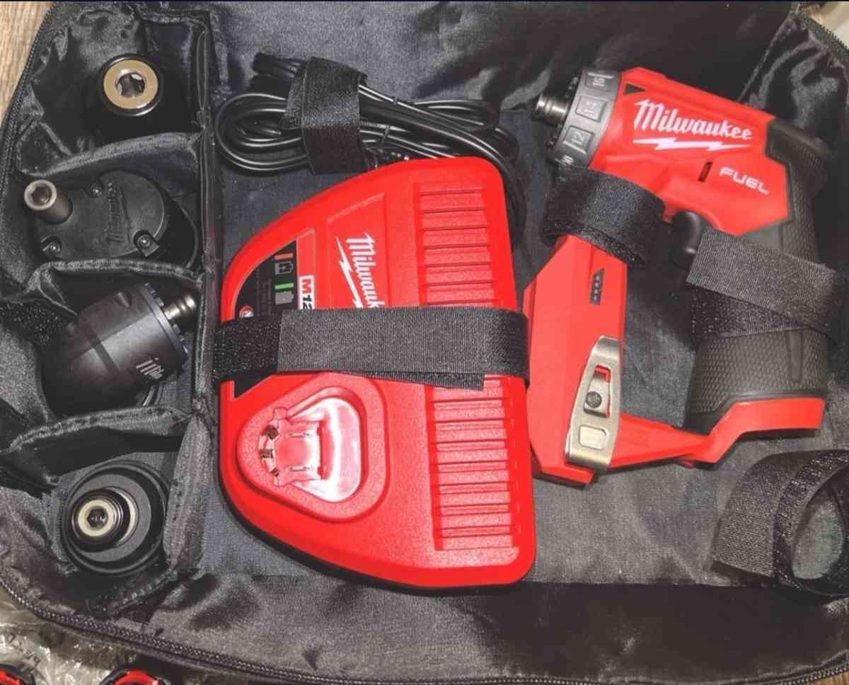 Milwaukee M12 FUEL Brushless 4in1 Installation Driver Kit