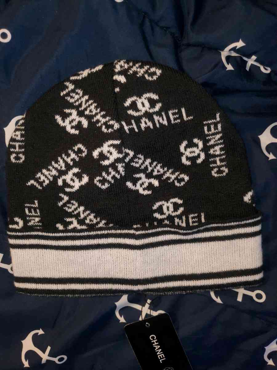 Chanel logo print hat