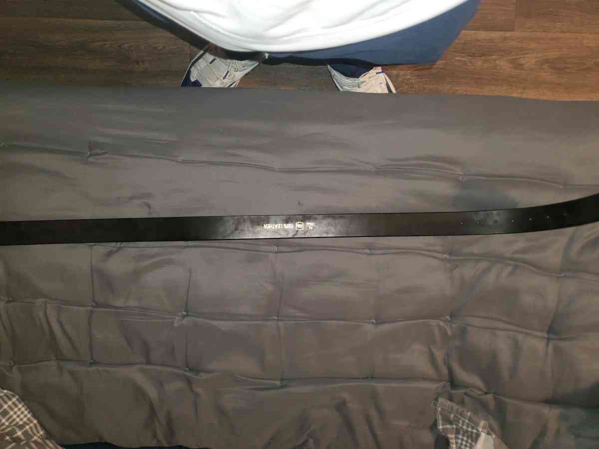 Tom Ford Black and Gold Belt