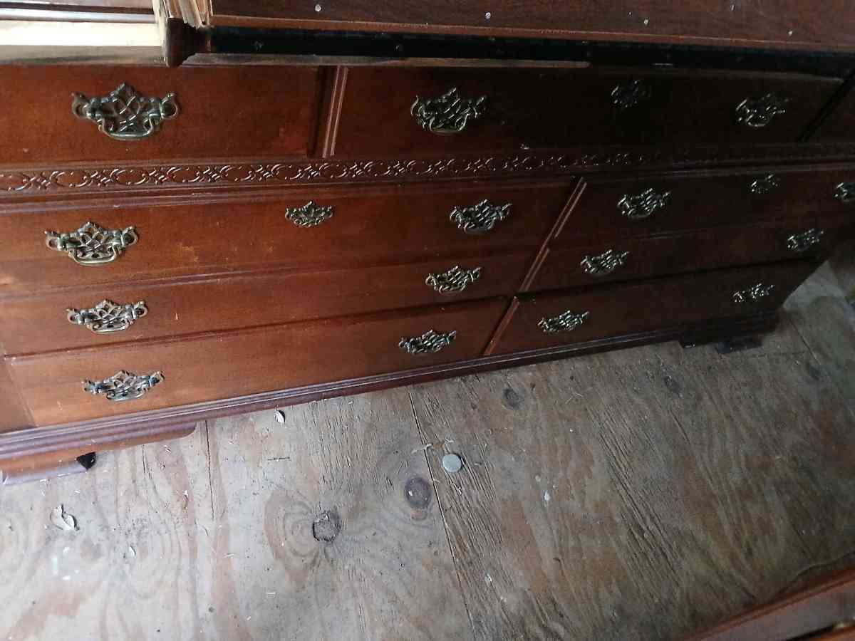 Red cherry wood with big mirror