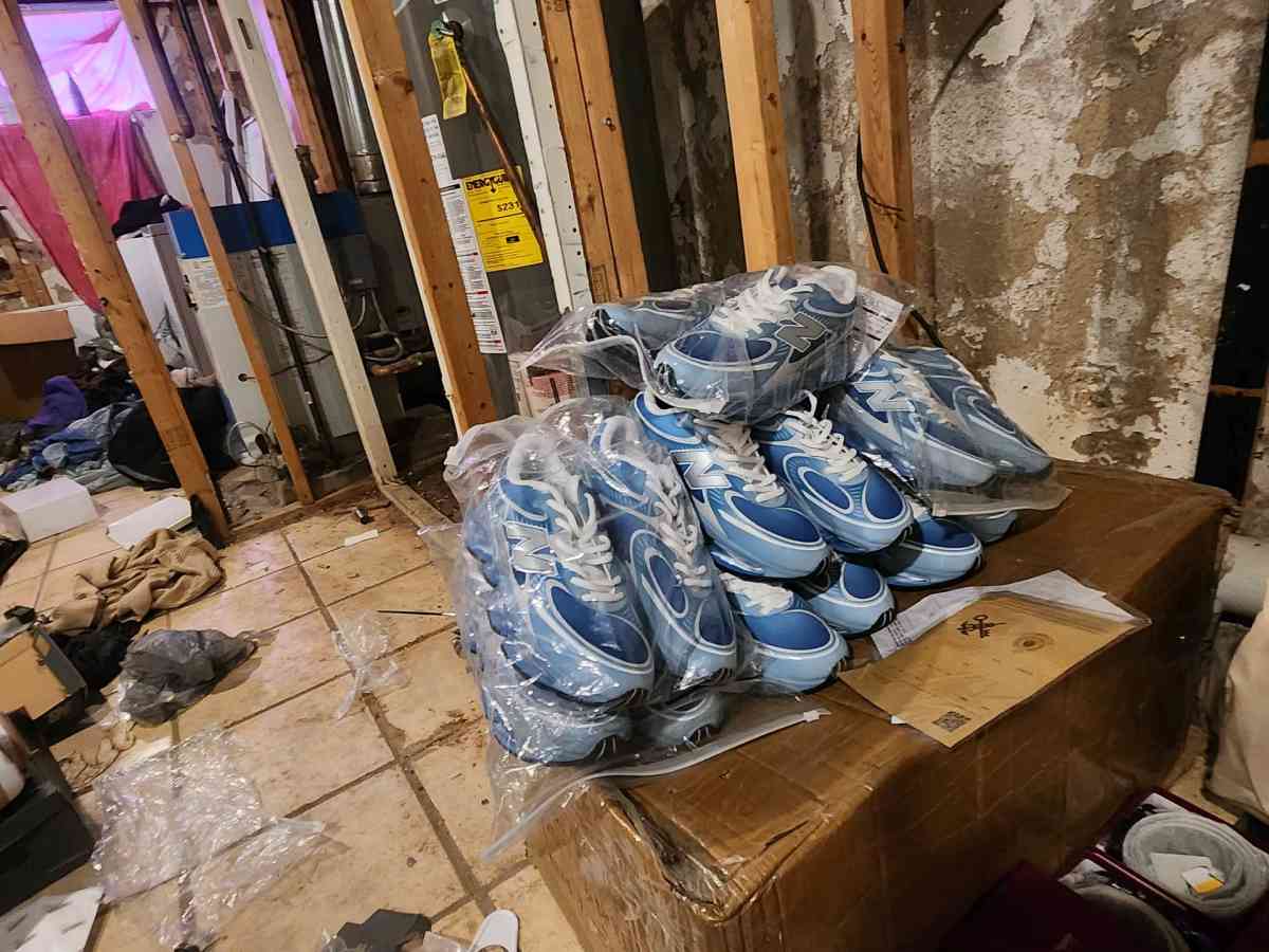 shoes wholesale philadelphia pa