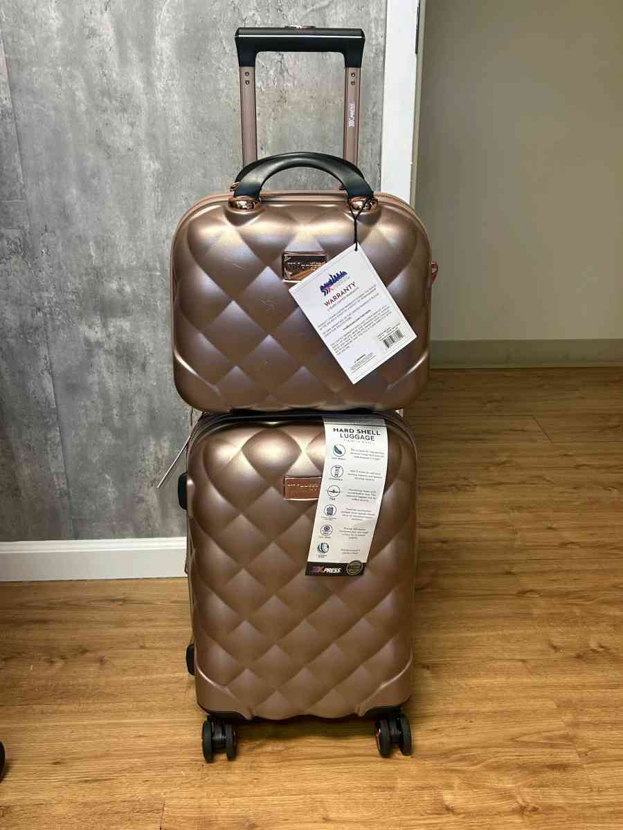 luggage set