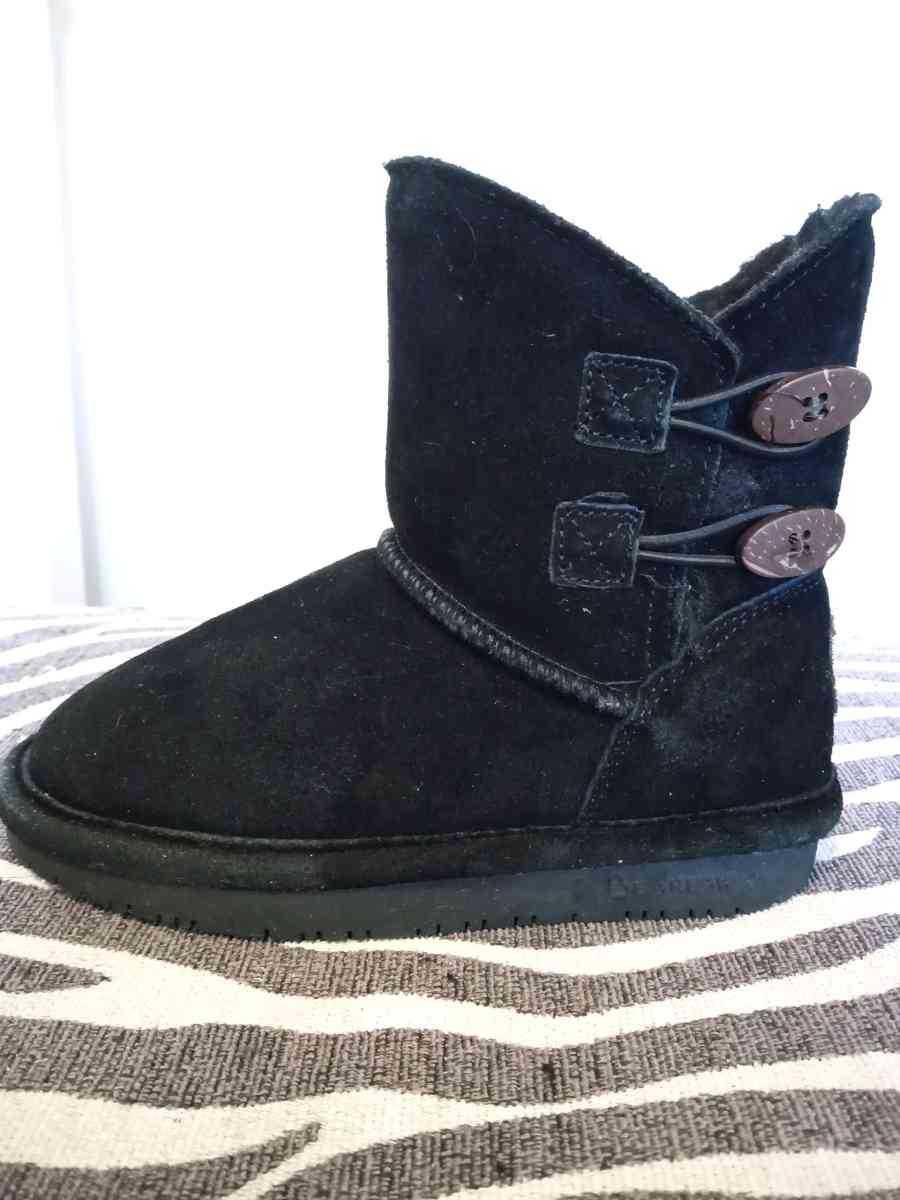 Bearpaw Kids Boots Size 10 Black  Great Condition