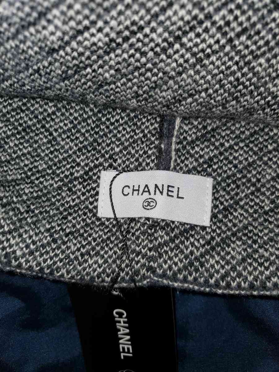 Chanel logo print knit hat