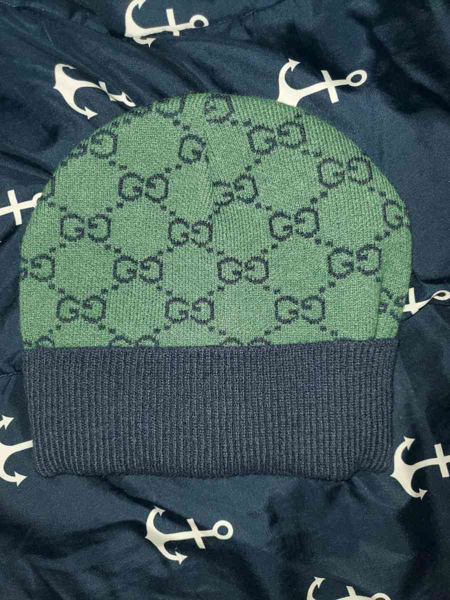 Gucci logo knit beanie