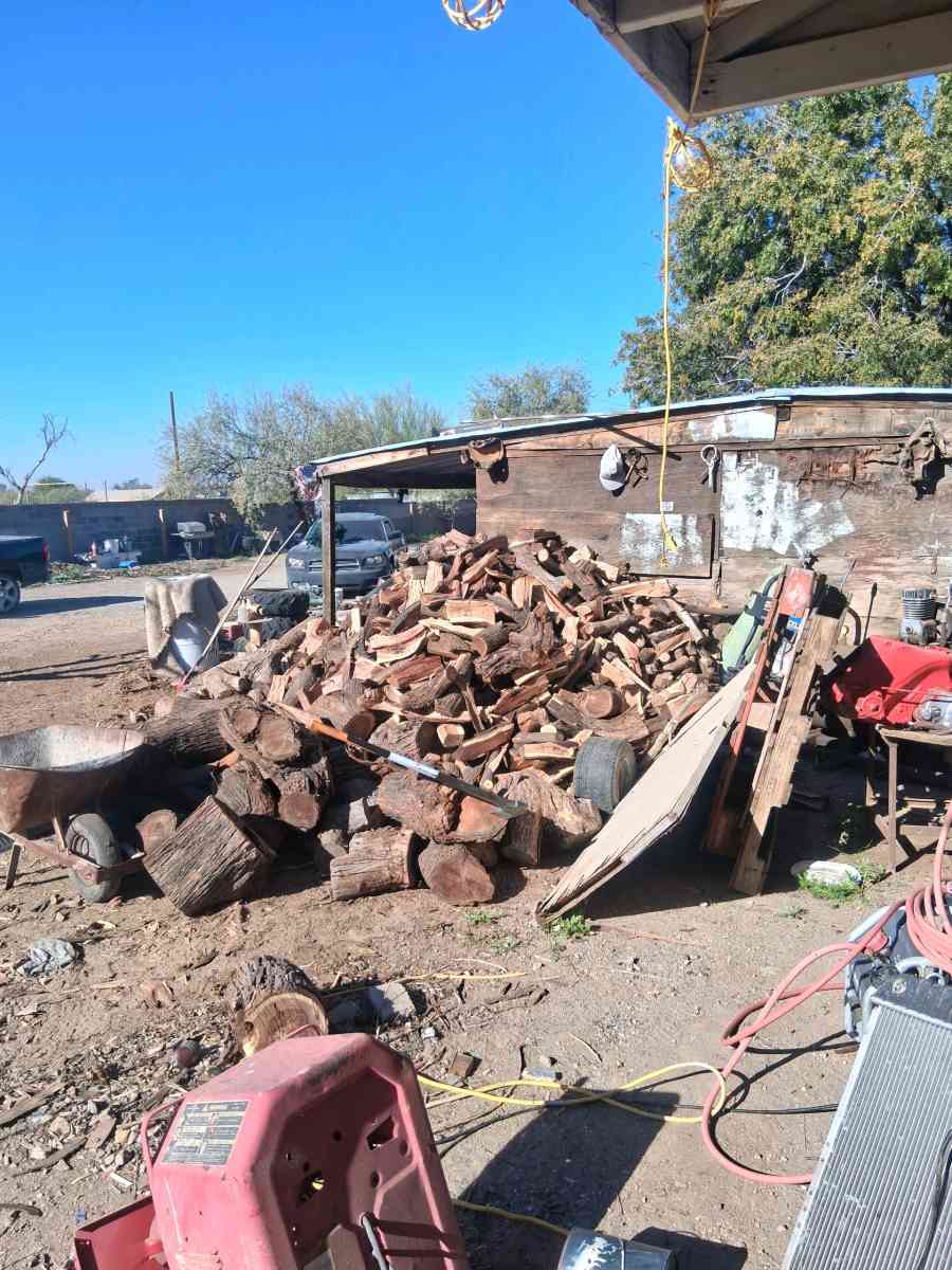 slpit Mesquite firewood 4sale o diliver