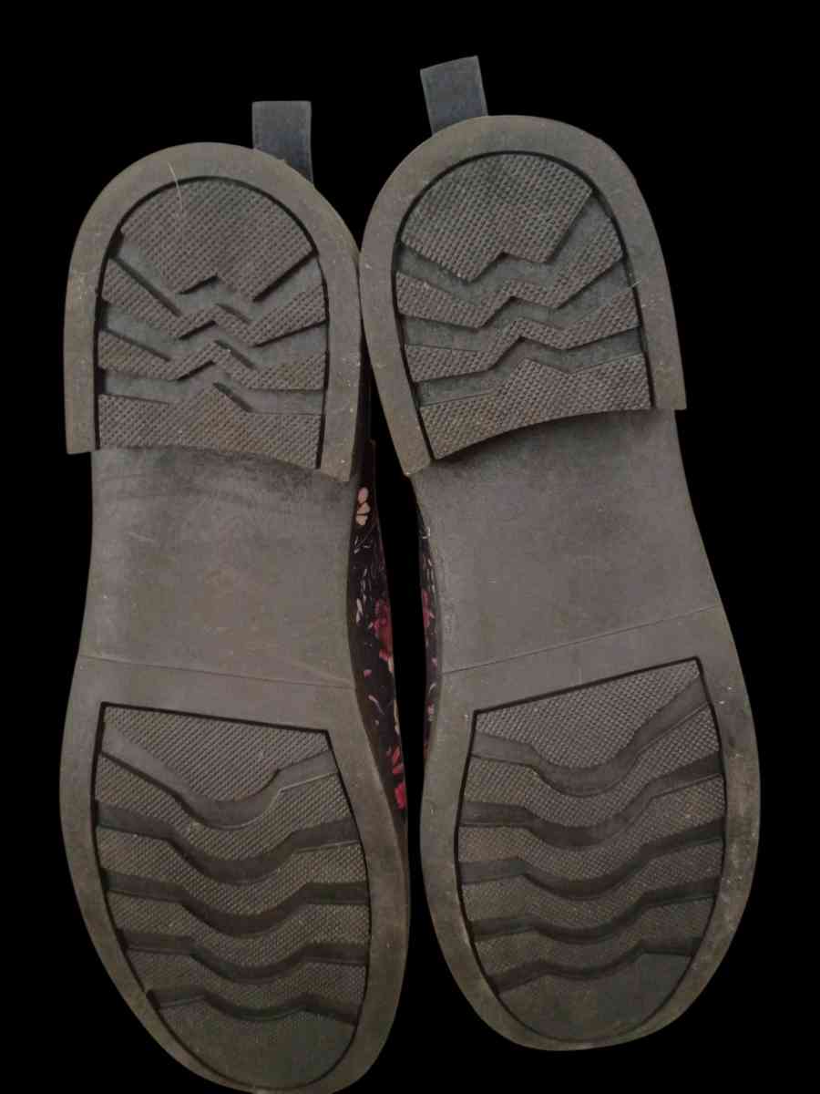 Rogue and Wolf Dark Fairytale Classic Gothic Ankle Boots Sz8