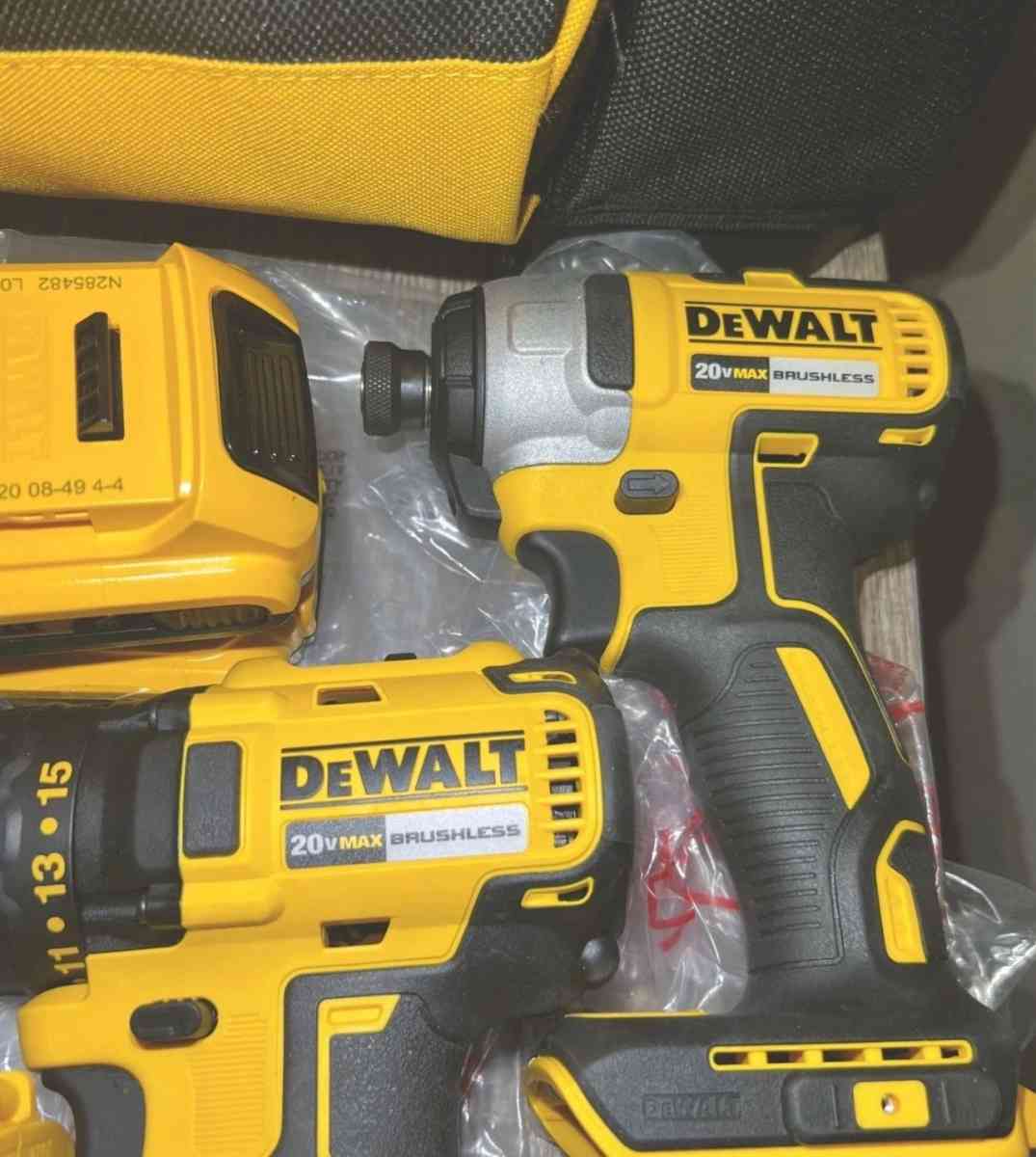 DeWalt 5 Tool 20v Max Combo Kit w Contractor Bag