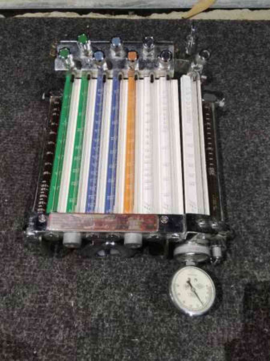 Vintage Working 1940s Anesthesia Flow Meter