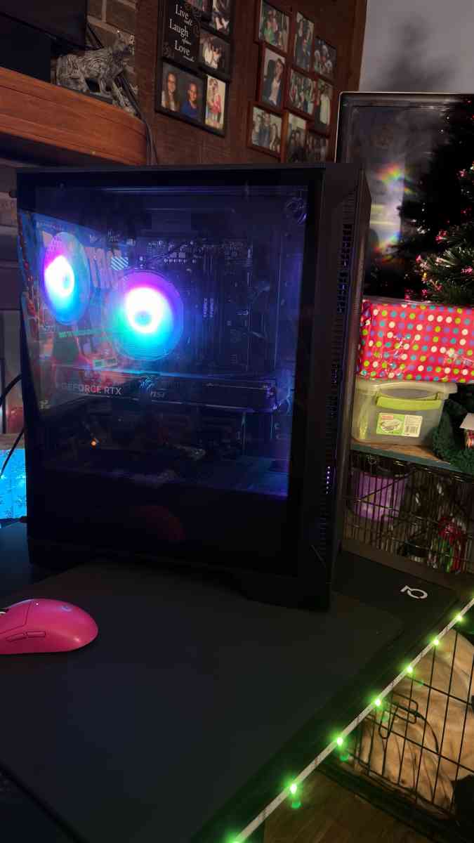 Gaming PC With Montior