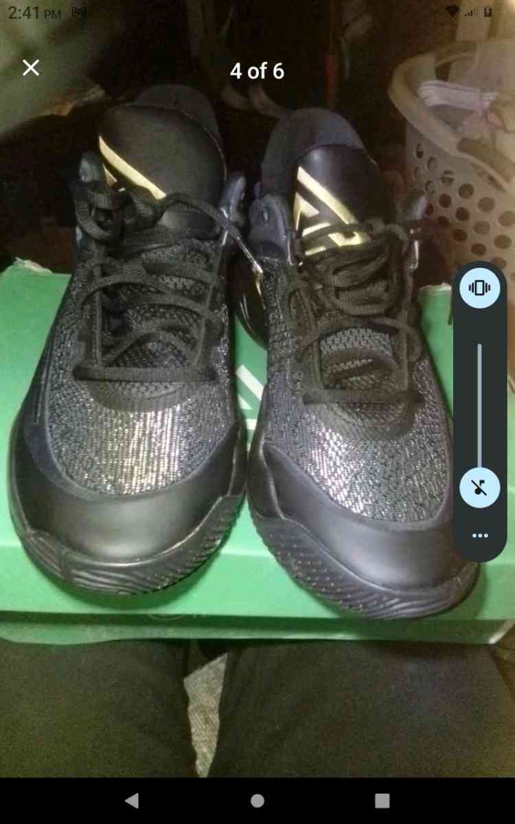 Nike Giannis Immortality 4 Size 10 Men