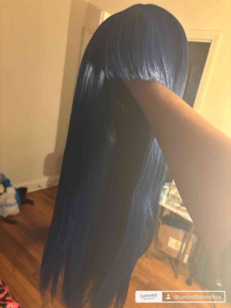 Blue bang wrap wig