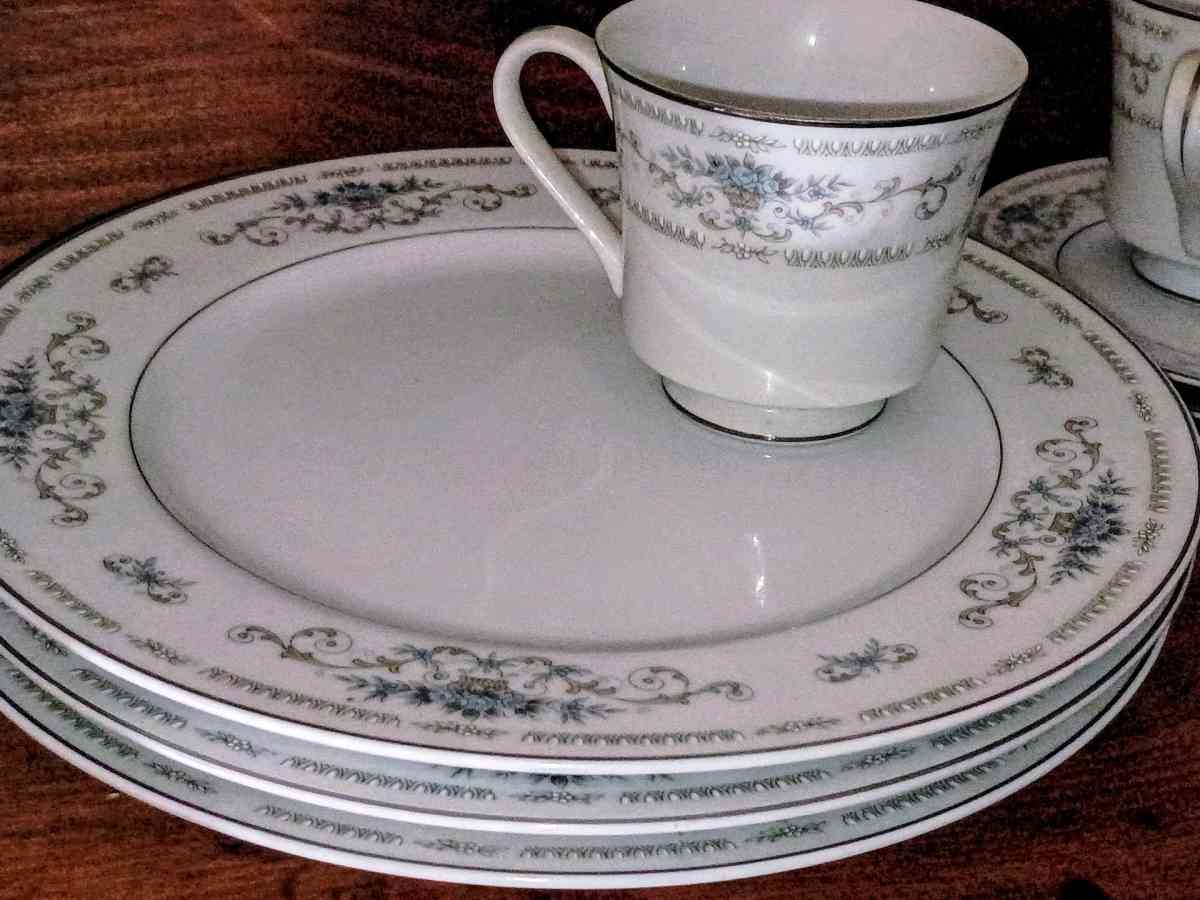 antique porcelain China dishware