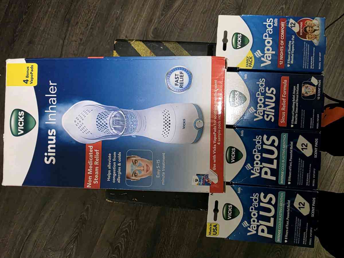 Vicks Sinus Inhaler with 4 boxes of Vapor Pads