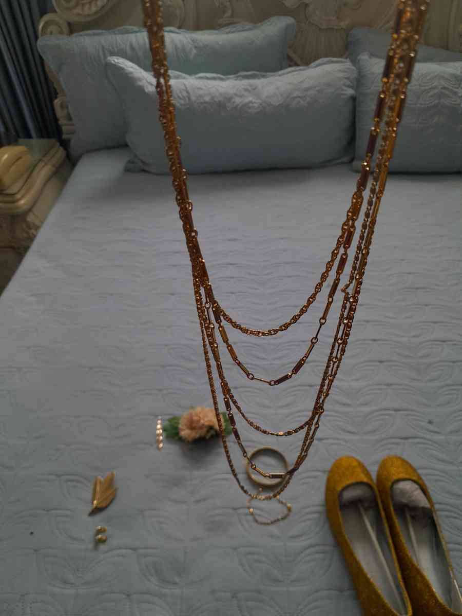 Bundle formal prom gown shoes and accessories