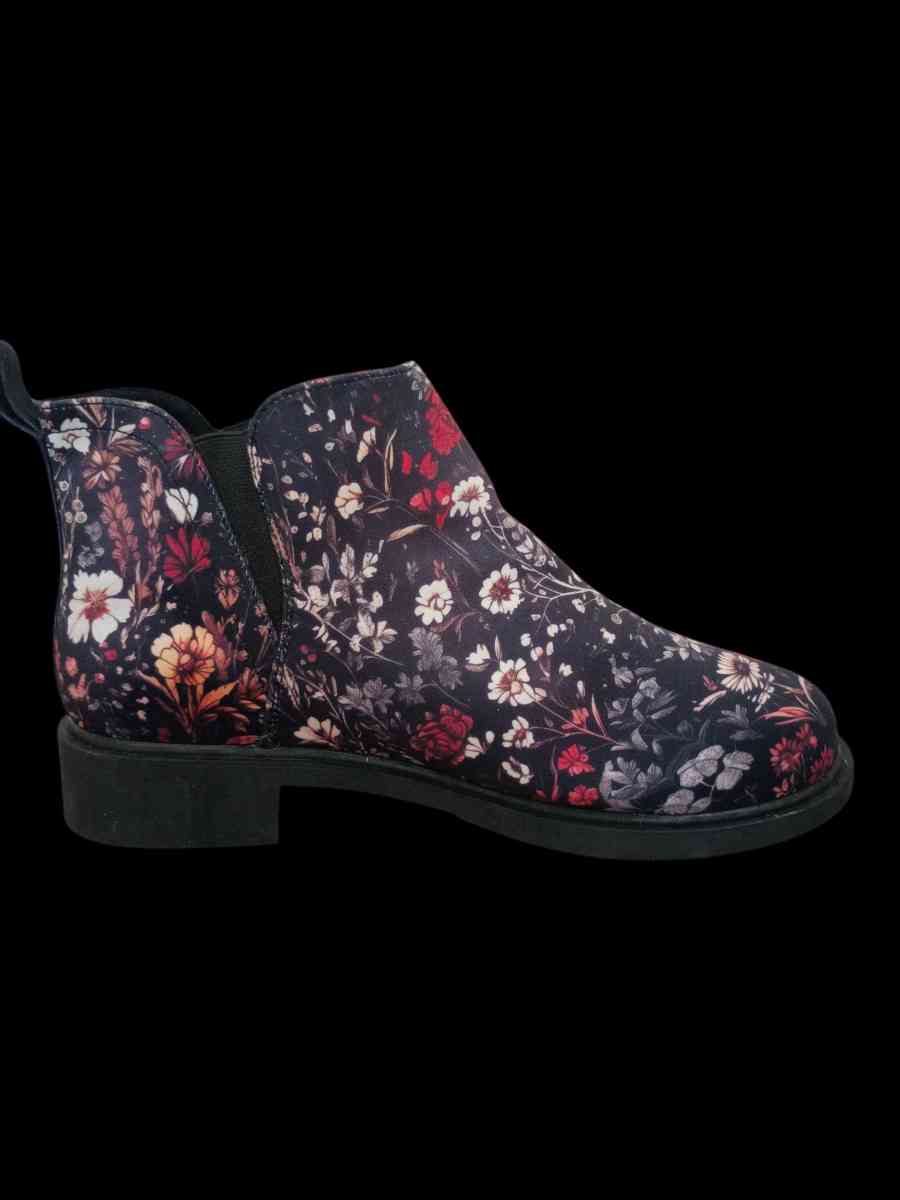 Rogue and Wolf Dark Fairytale Classic Gothic Ankle Boots Sz8