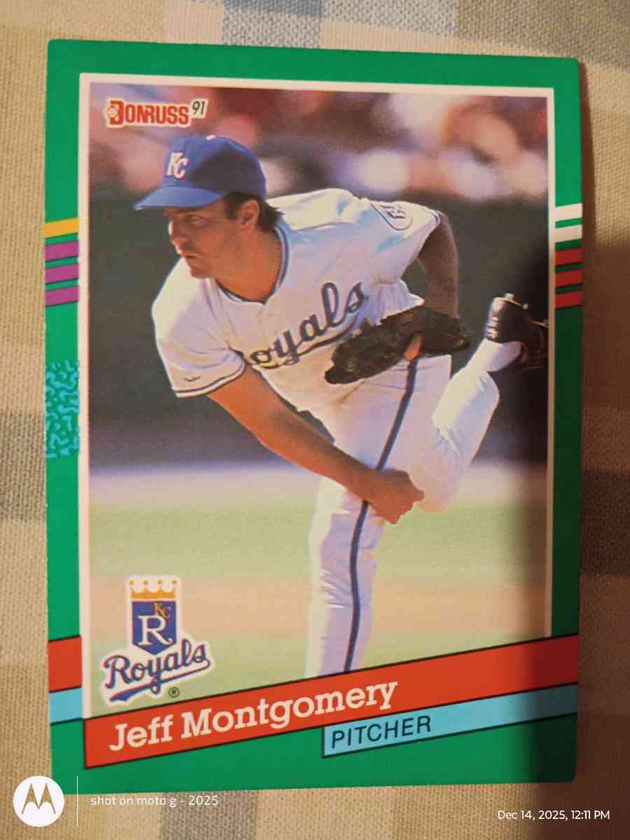 Jeff Montgomery Baseball Card