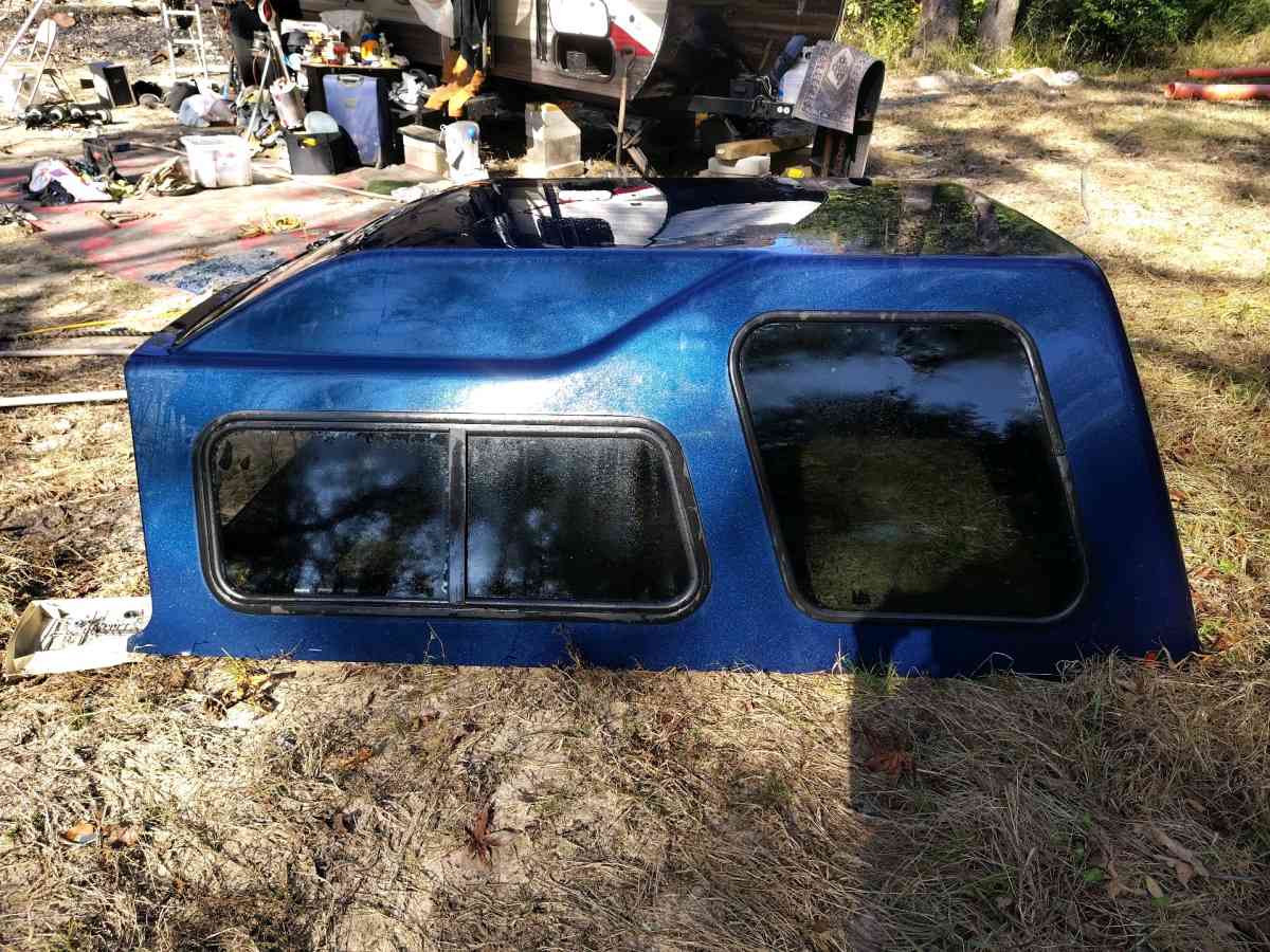 Fiberglass Truck bed cap Camper Shell