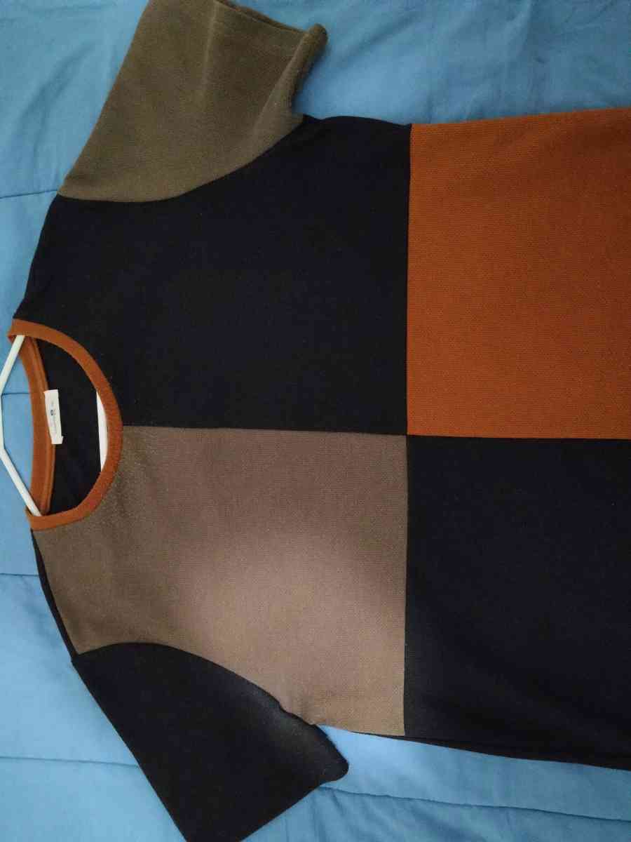 Mens multi colored short sleeve sweater