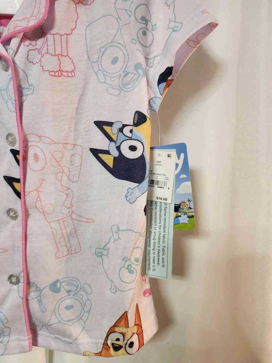 Bluey PJs set 6x 2 available