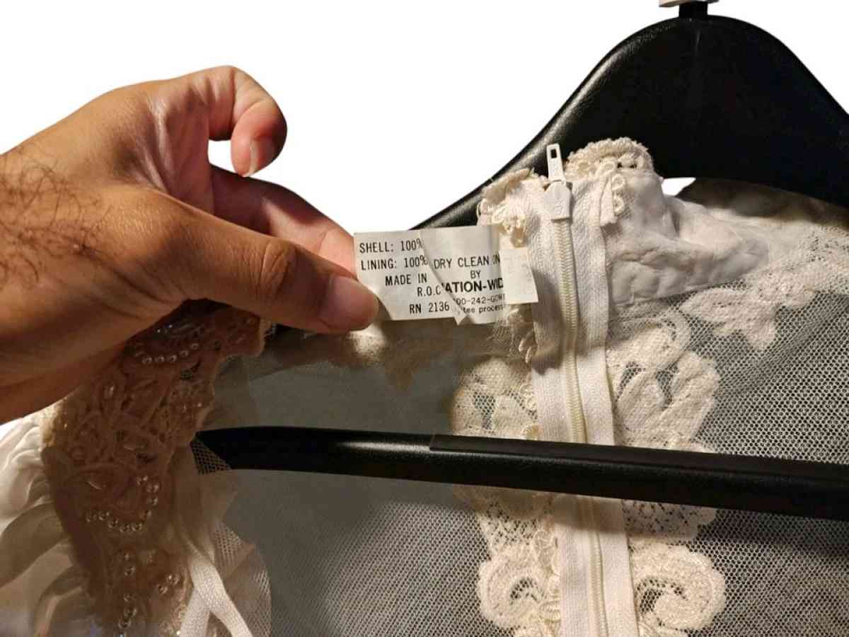 Vintage Wedding Dress Gown Lace US Union Made Average Fit Lo