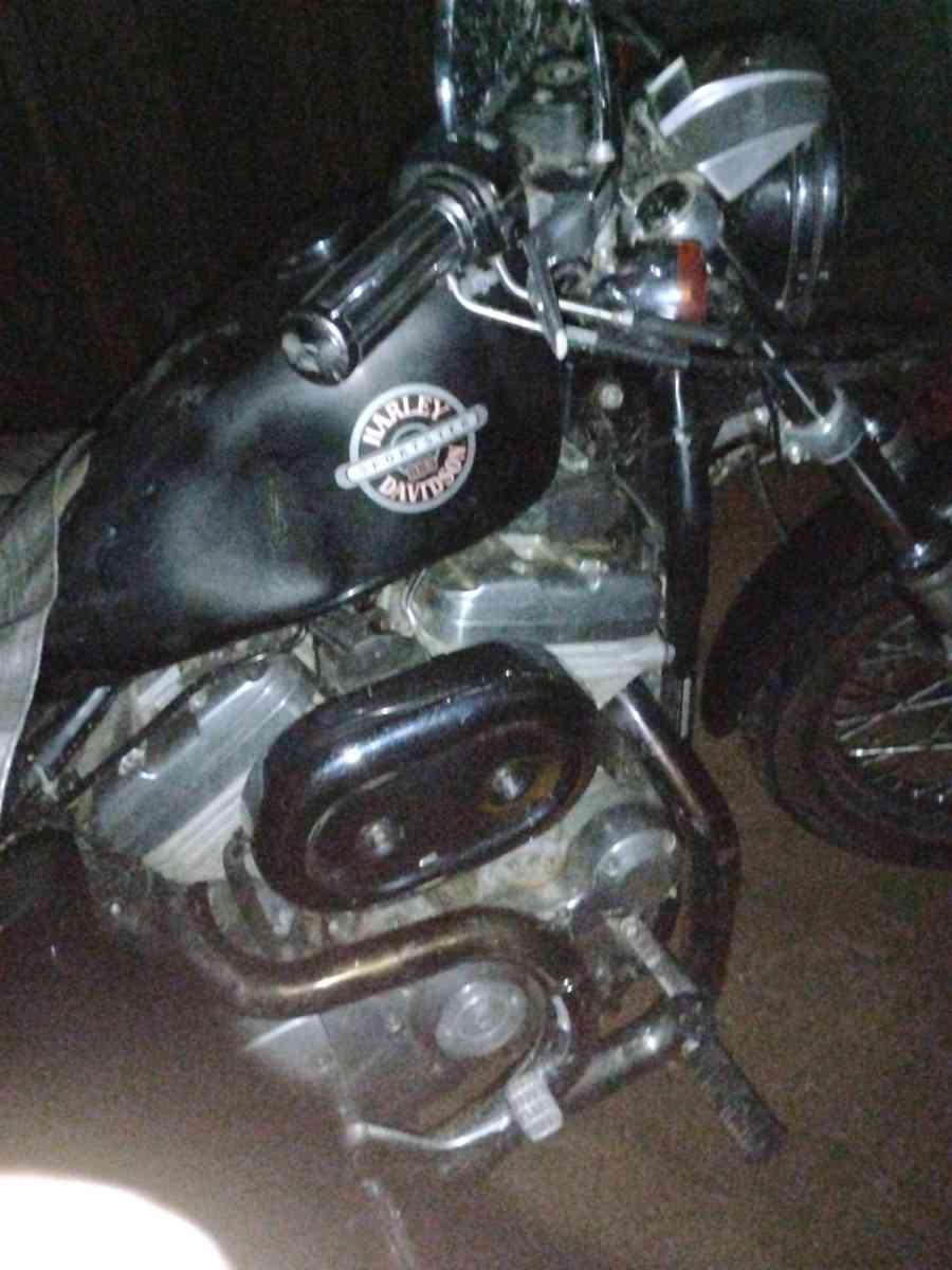 Harley Davidson 883 sportster