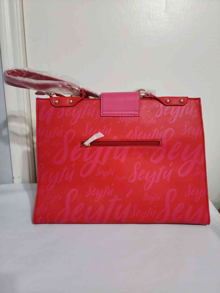 Bolso nuevo color Pink marca seytu