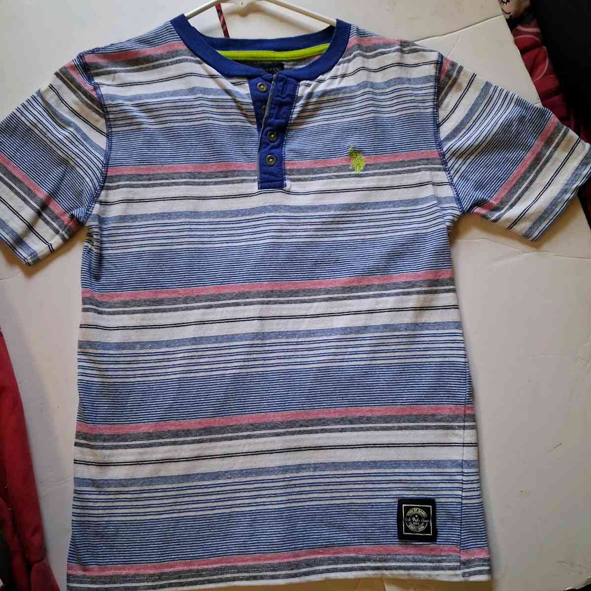 Boys sz 10to12 Polo Raulph Lauren  Excellent condition