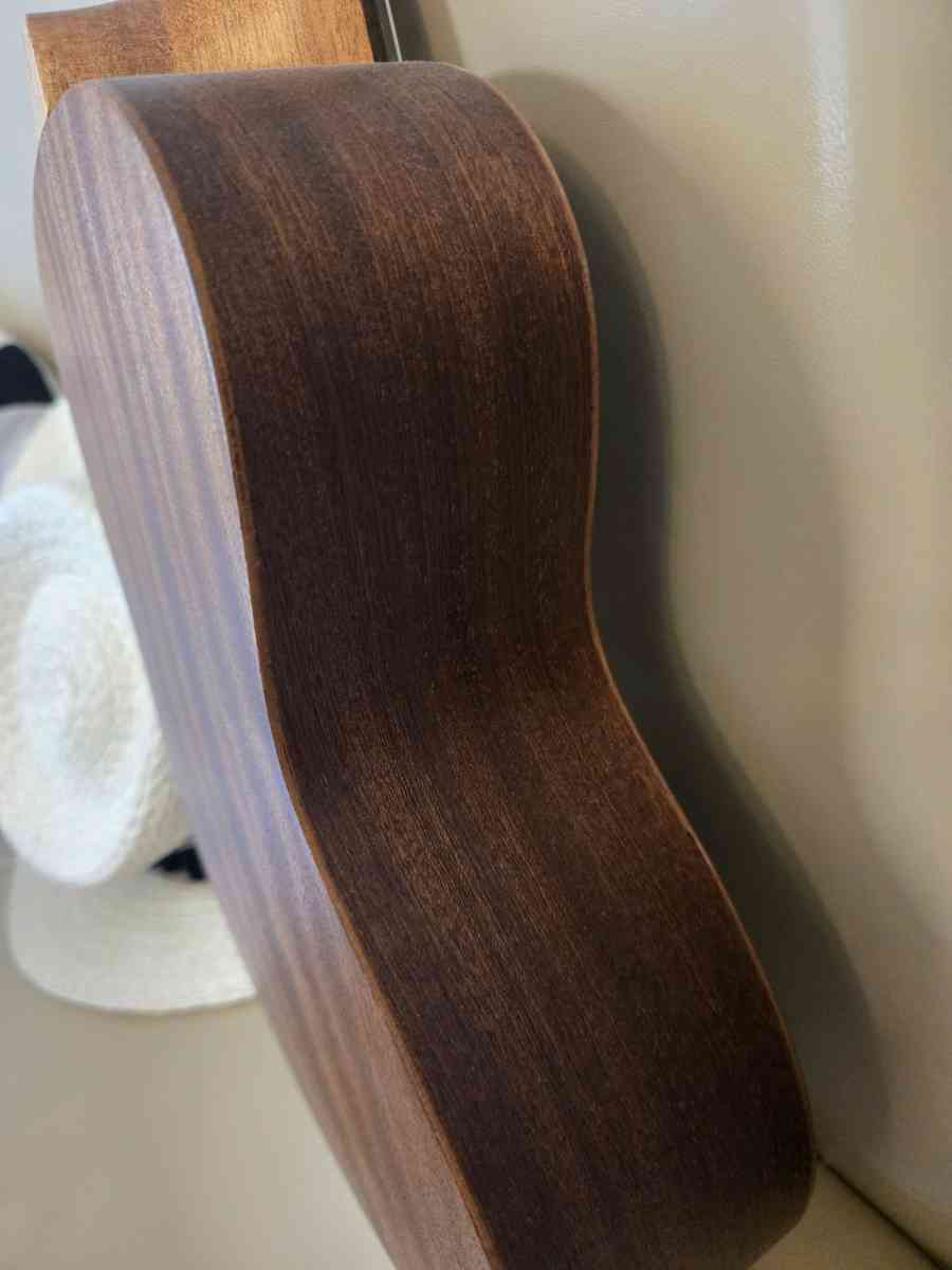 Ukulele 23 inches Moon star concert size standard performanc