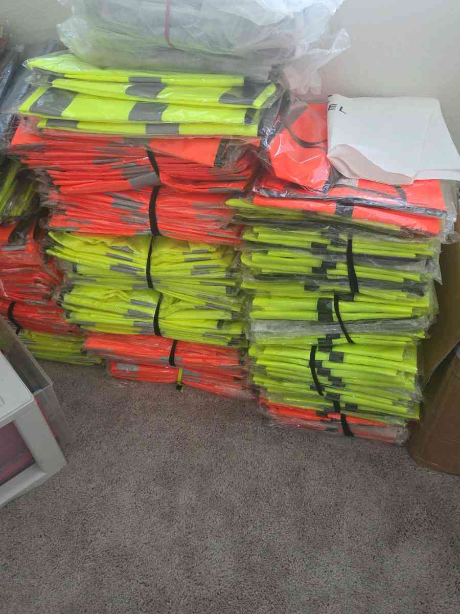CLEARANCE BULK DEAL  500 HiVis Safety Vests  Small to 3XL