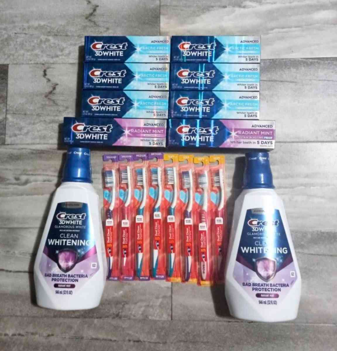 Crest 3D White Toothpaste  Toothbrush BUNDLE
