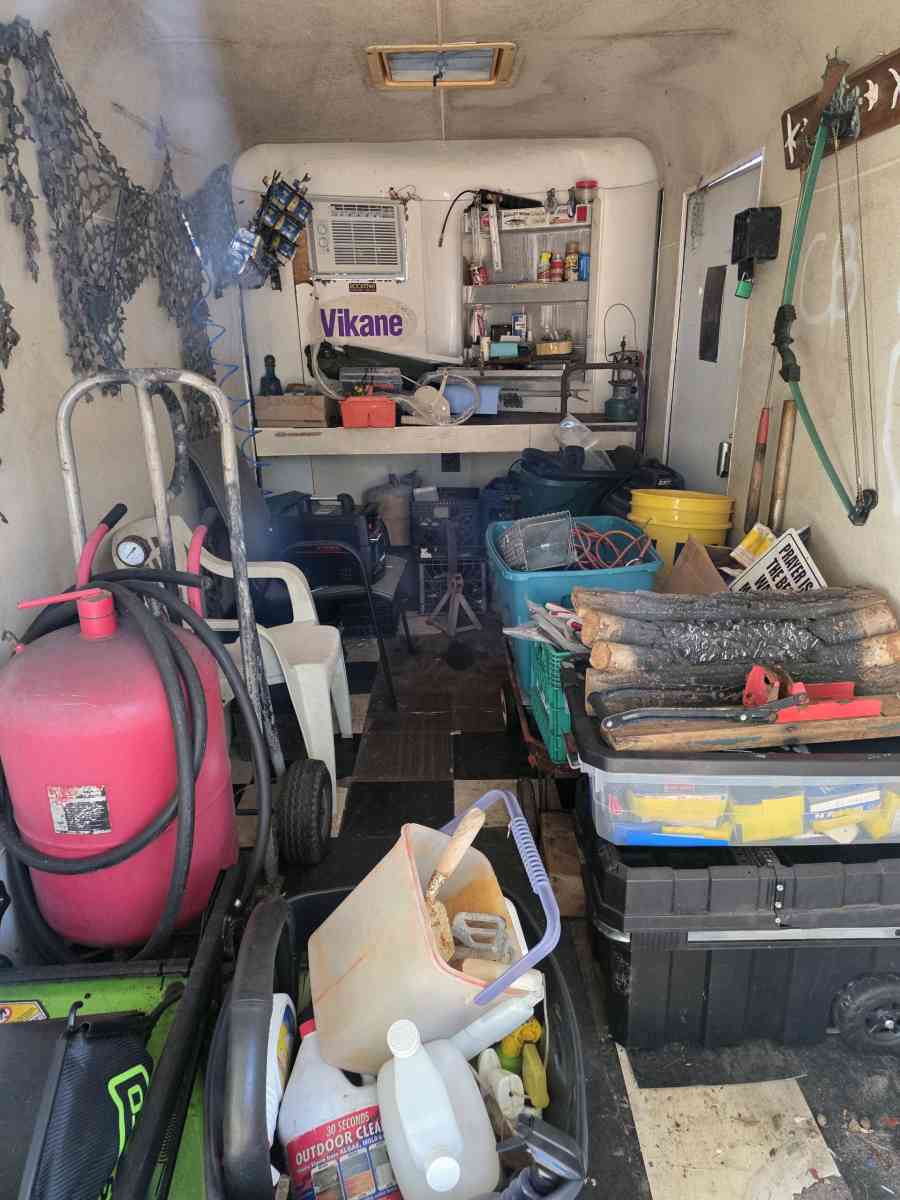 2004 Gladiator 14 enclosed trailer custom