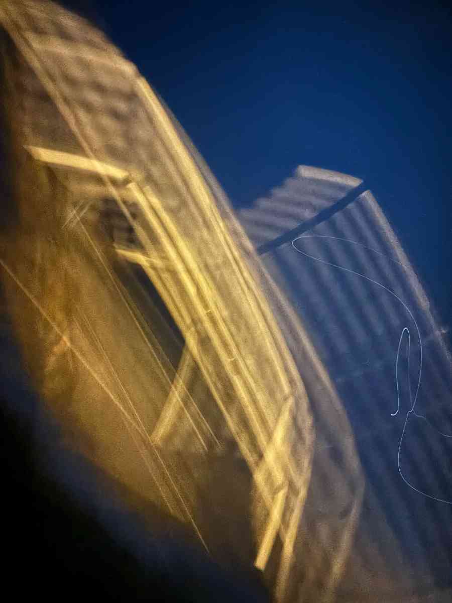 gaming pc and monitor