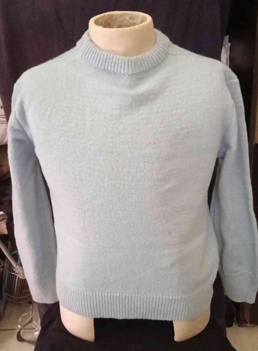 Sky Blue Neck SWEATER size M