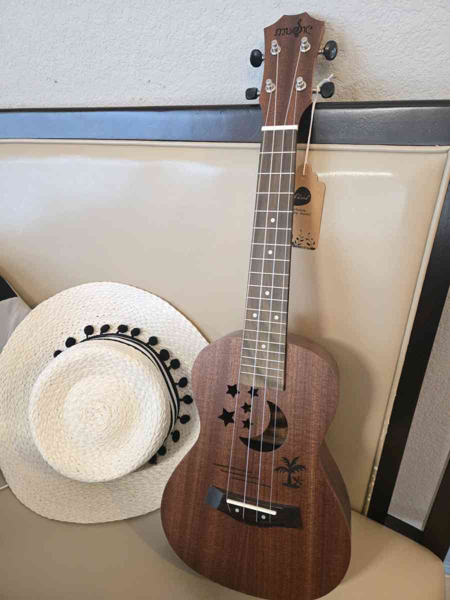 Ukulele 23 inches Moon star concert size standard performanc