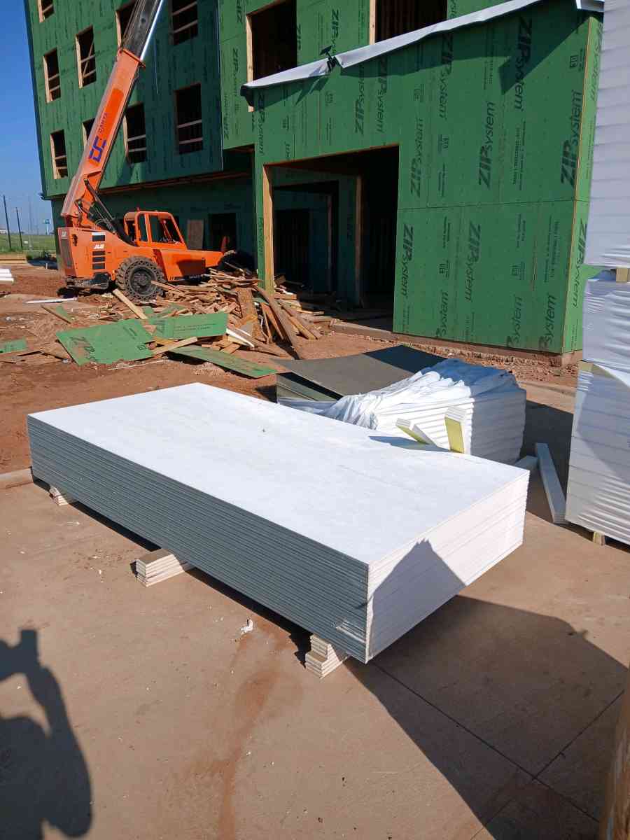 materials for roofing and tools for drywall