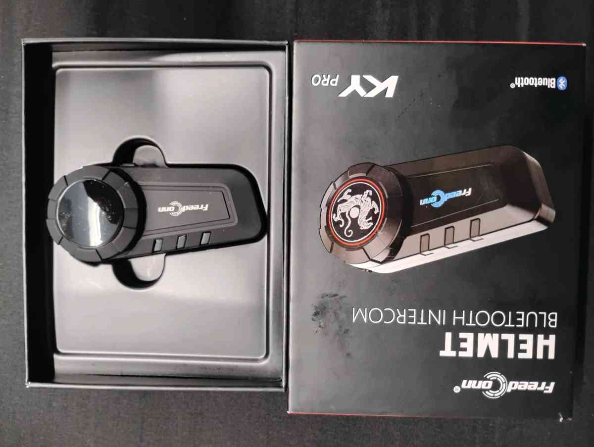 Freed onn helmet Bluetooth intercom