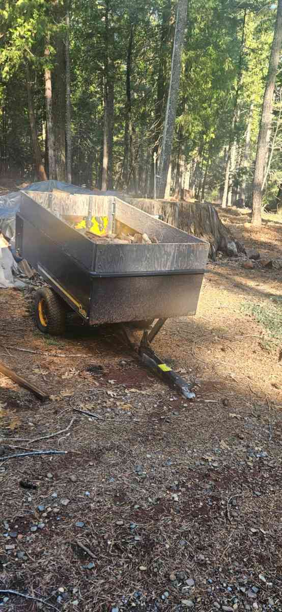 2 sm Box Trailers and 1 flat bed Trailor