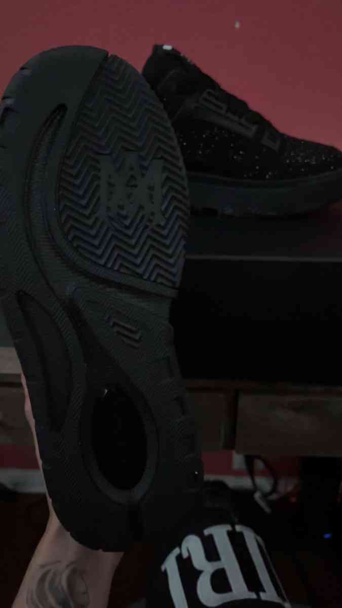 Black amiri ma1 crystal