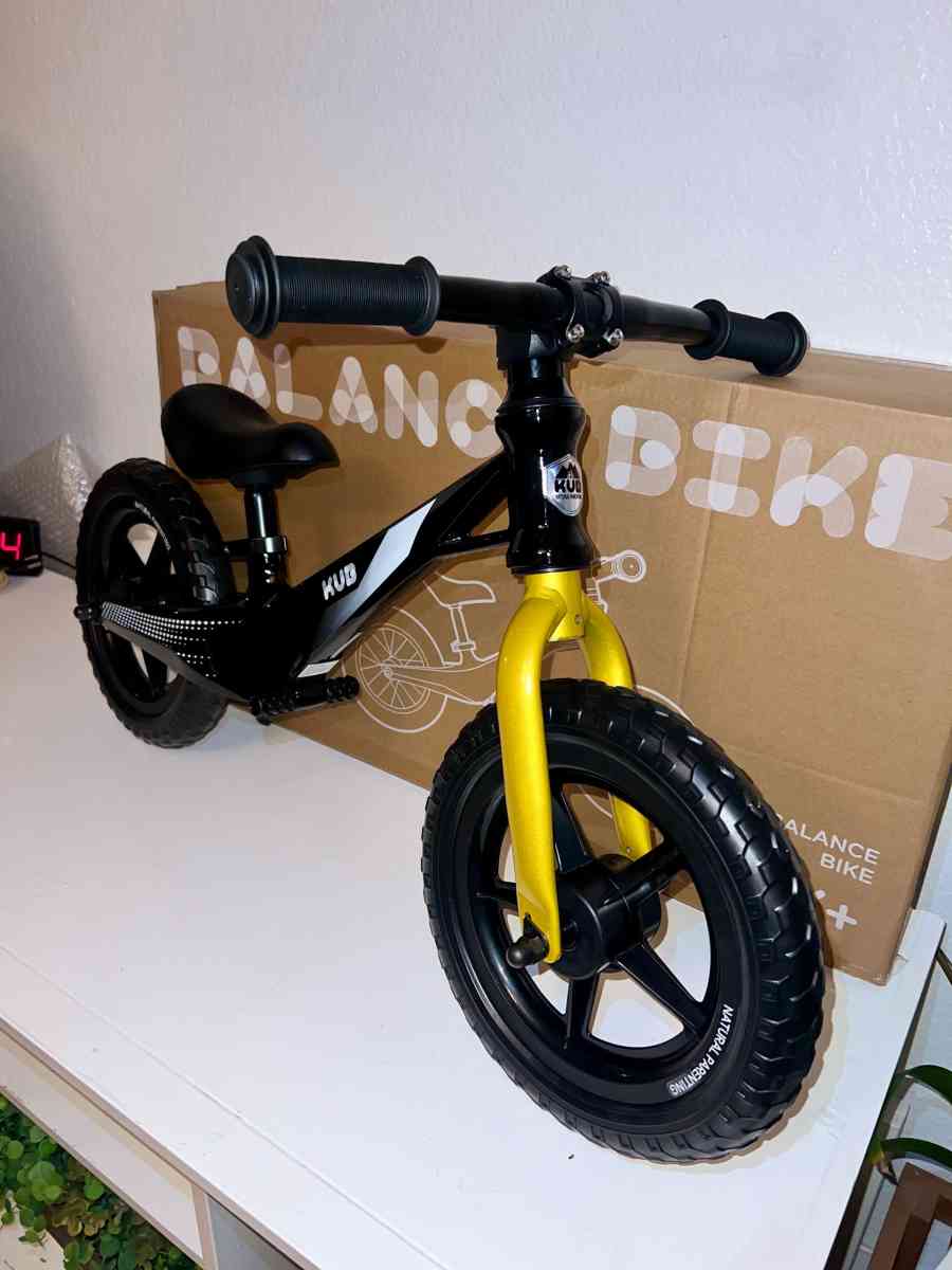 kub Blance bike for kids NEW IN SEALED BOX