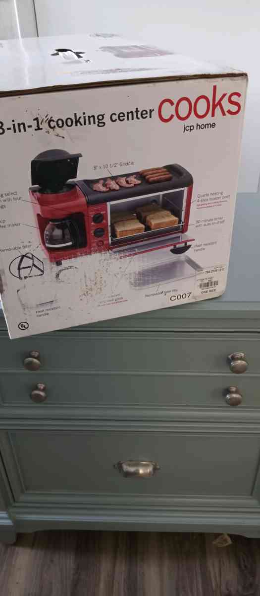 Retro 3 in 1 coocking center open box never used