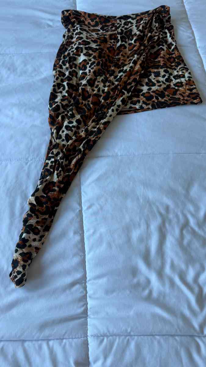 Brand New Windsor Leopard Print Asymmetrical Ruched Midi Ski